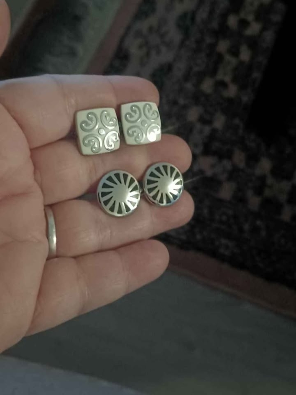 Cufflinks